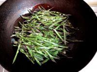 气豆角炒肚丝的做法步骤3