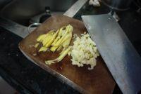 清炒四季豆的做法步骤2