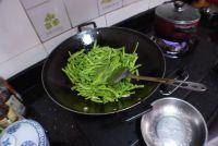 清炒四季豆的做法步骤7