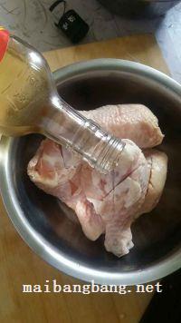 电饭锅版米酒鸡腿的做法步骤3