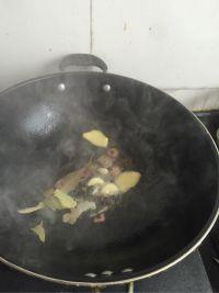 牛筋炖土豆的做法步骤4