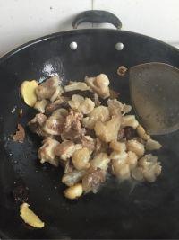 牛筋炖土豆的做法步骤5